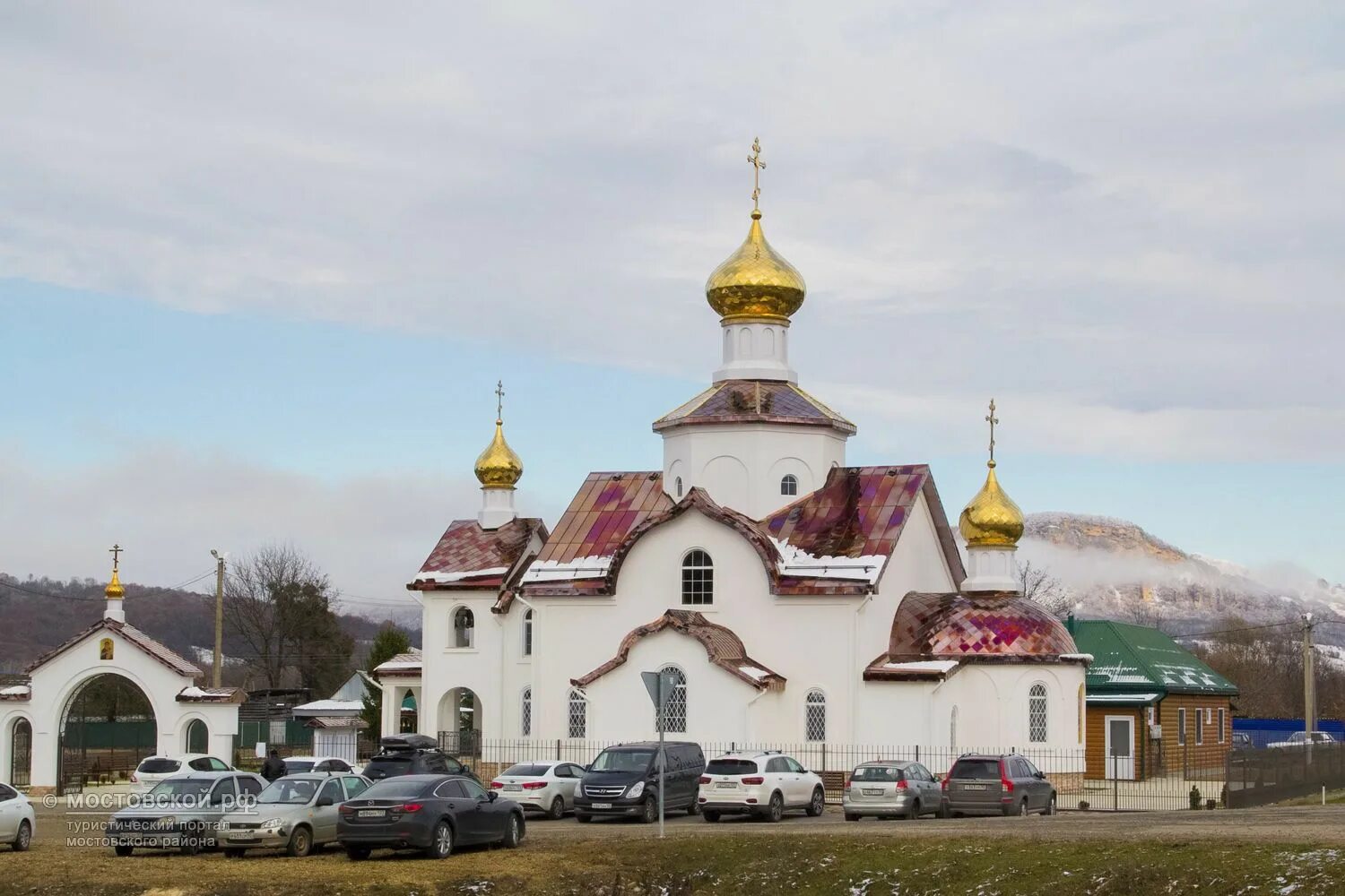 Храм Михаила Архангела в Баговской Мостовского. Баговская Краснодарский край храм. Храм станицы Баговская. Станица Баговская Мостовской район. Погода в станице мостовской краснодарского края