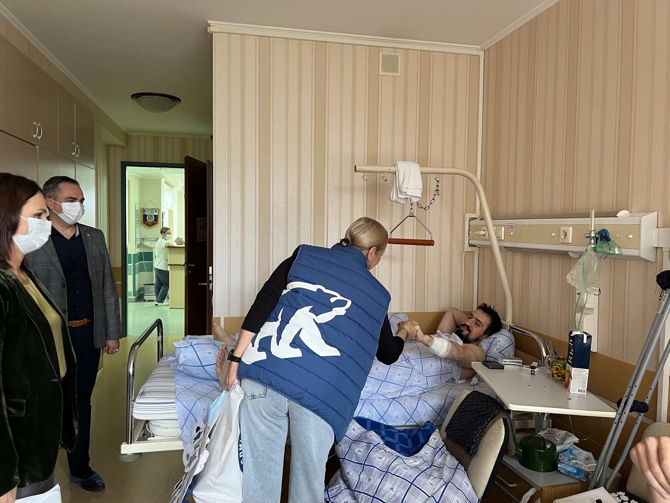 Сайт госпиталь. Госпиталь Мандрыка. Госпиталь Мандрыка раненые. Военный госпиталь Россия.