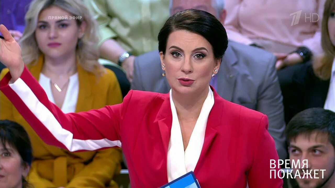 Время покажет прямой линии. Екатерина стриженова время покажет. екатерина стриженова время покажет фото. екатерина стриженова время покажет 2018. 60 минут телепередача кадры ведущие.