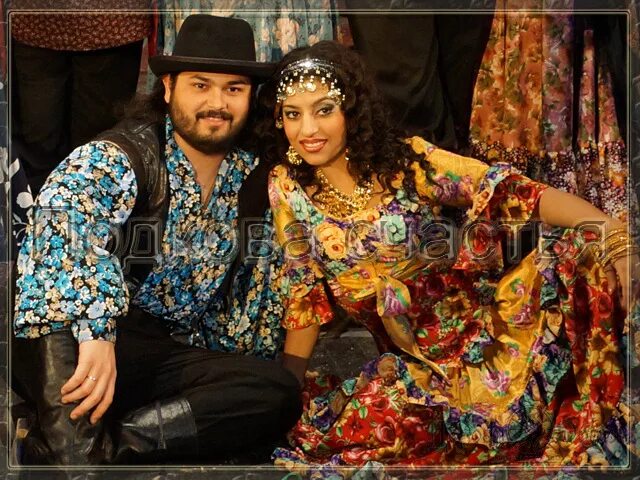 красивые цыгане. красивые восточные пары. цыганские пар. цыганские пары. цыгане пара.