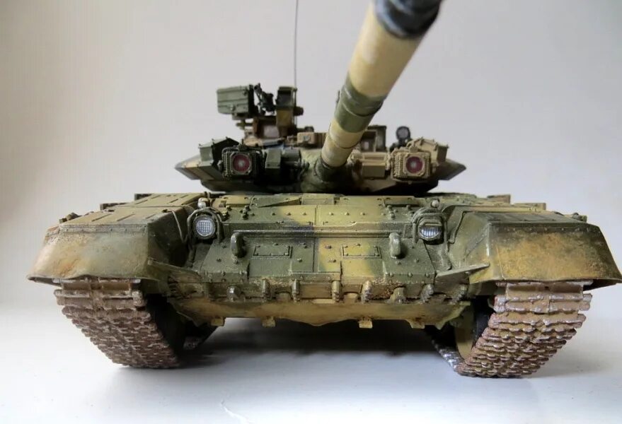Т-90 звезда 1/35 коробка. Фигурка т90. Модель танка т-90 звезда. Т 90 звезда 1 35. Т 90 звезда 1 35.