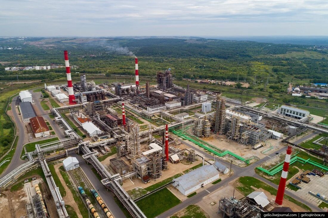 Нпз башнефть. Уфа нпз нефтеперерабатывающий завод. башнефть унпз уфа. завод новойл в уфе. башнефть новойл уфа.