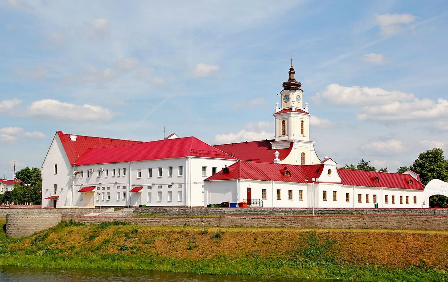 Оршанский иезуитский коллегиум. Оршанский замок орша. Орша коллегиум иезуитов. Орша коллегиум иезуитов. Замок в орше белоруссия.