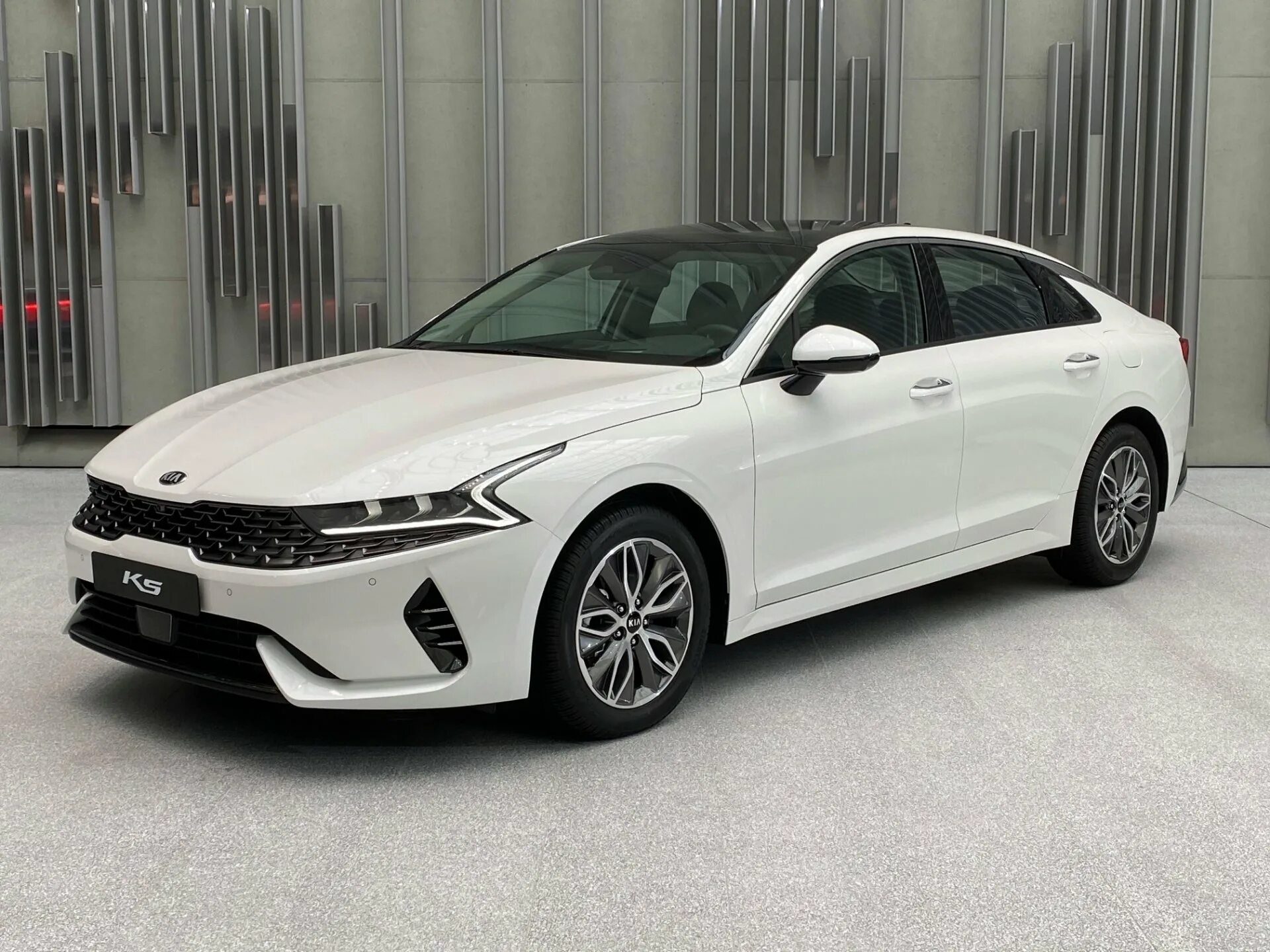 Kia k5 optima 2012. Киа оптима к5. Киа оптима и киа к5. Kia k5 2011. Kia k5 2022.