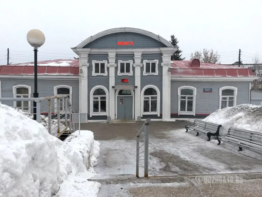 Храм архангела михаила город можга удмуртия. Храм архангела михаила в городе можга. Жара можга. Можга центр города. Можга фотографии.