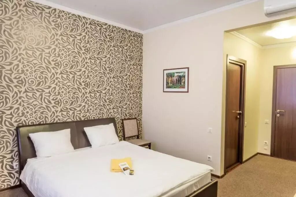 Казанская 124. Отель нарцисс новокузнецк. Казанская 124. Гостиница нарцисс ижевск. Амакс отель ижевск.