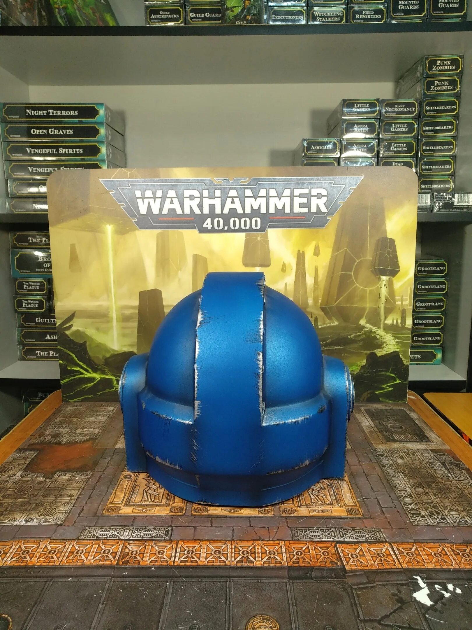 Warhammer 40000 шлем. Warhammer 40000 space marine helmet. Шлем space marine. Шлем space marine. Space marine шлем.