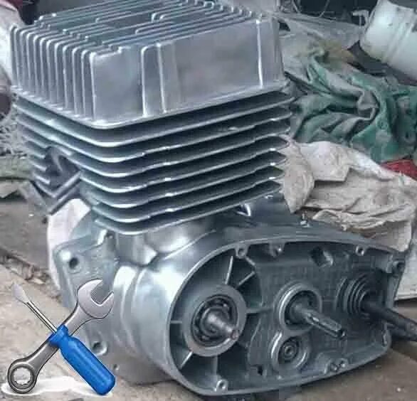 Какие двигатели на минск. Мотор Минск Лидер. ЗИД 200 ЦПГ. Двигатель Минск Лидер. Двигатель Минск 125 12в.