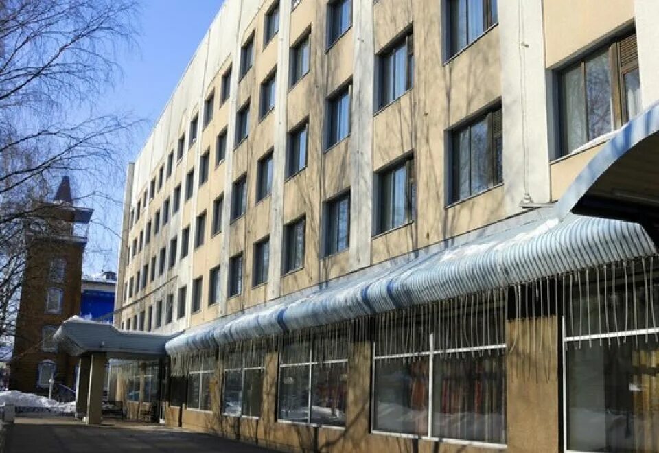 Гостиница югра ханты мансийск сайт. Гостиница югра. Гостиница югра ханты мансийск сайт. Югра-классик ханты-мансийск гостиница. Югра гостиница ханты-мансийск улица энгельса 45.
