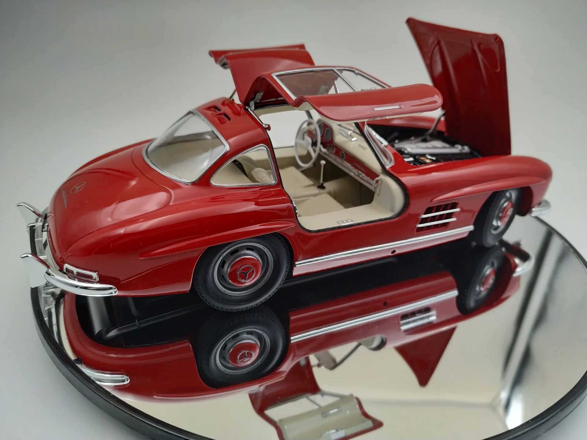 Tamiya Mercedes-Benz 300sl. Mercedes 300sl Tamiya. Mercedes-Benz 300sl 1/24 Tamiya. Мерседес 300 SL Gullwing Тамия.