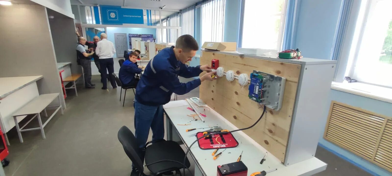 Средний балл на бюджет в колледж. Колледж иркутск после 9 класса бюджет. Челябинские колледжи после 9 класса. Колледж иркутск после 9 класса бюджет. Иркутский региональный колледж педагогического образования.