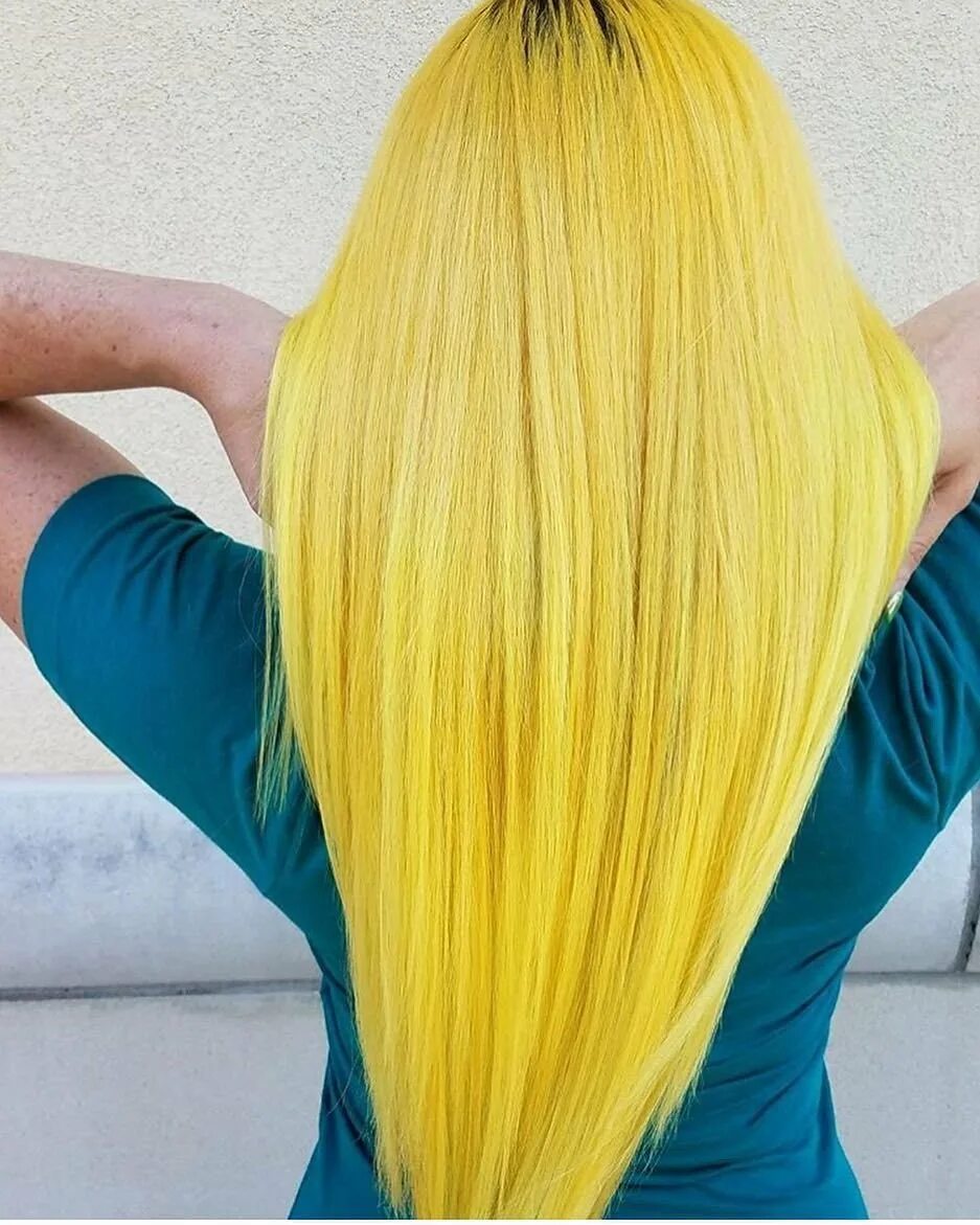 Красивые желтые волосы. Ярко желтые волосы. Девушка с желтыми волосами. Длинные желтые волосы