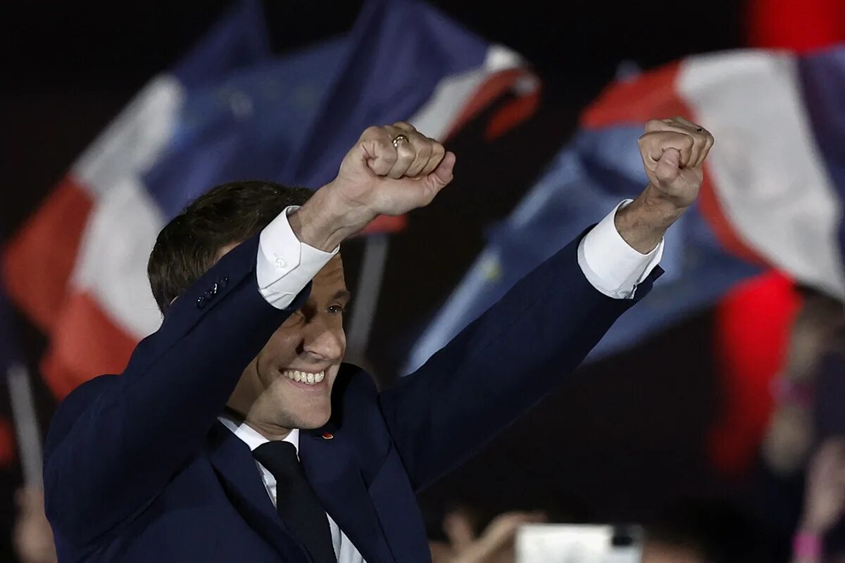 Когда президентские выборы во франции. Глава Франции 2022. Макрон выборы 2022. Макрон победил на выборах 2022.