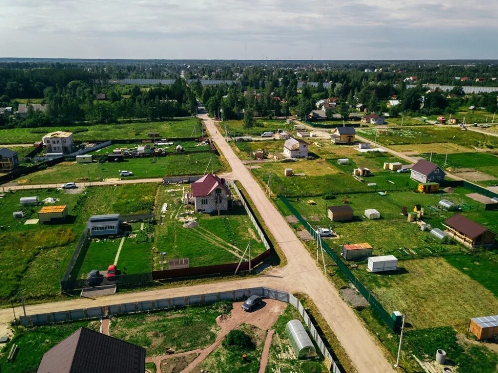 Ульяновка ленинградская область купить. Посёлок Ульяновка Ленинградской области. Ульяновка Тосненского района. Ульяновка Ленинградская область Тосненский район. Коттеджный посёлок Ульяновка Тосненский.