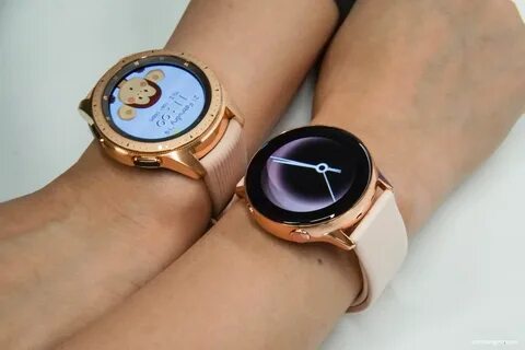 Samsung galaxy watch pink