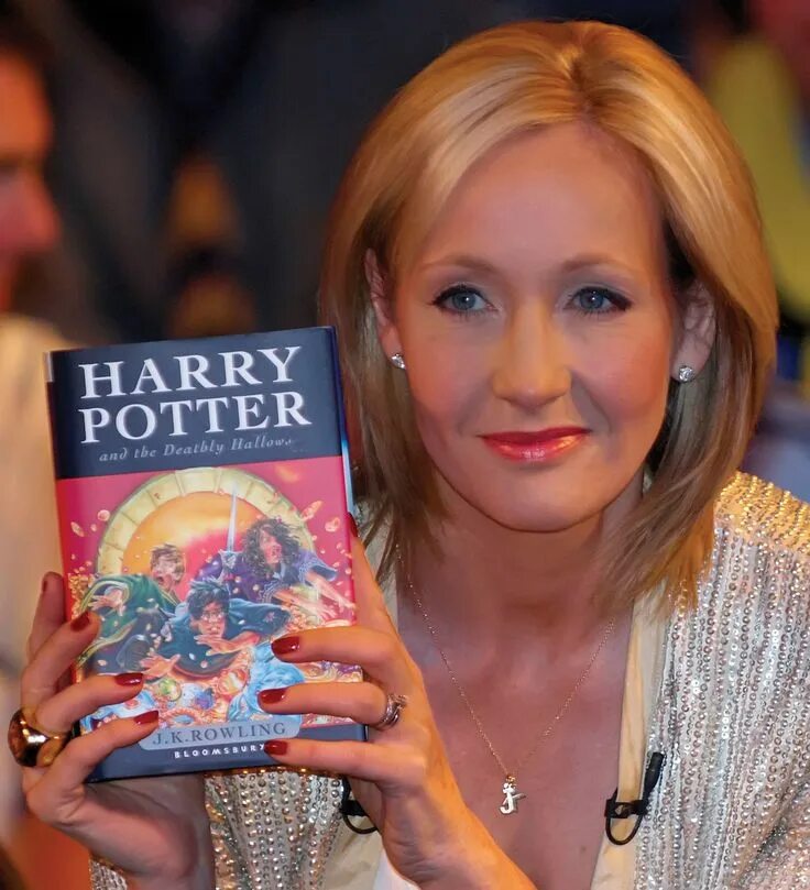 J k rowling wrote harry potter. Joanne rowling harry potter.