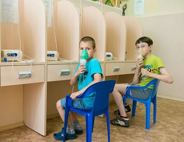 Санаторий талый ключ свердловская область. Санатории екатеринбурга для детей. Лагерь изоплит екатеринбург. Детский санаторий свердловская область талый ключ. Детский санаторий изоплит санаторий.