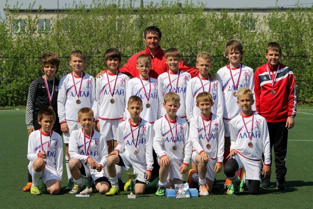 алтай футбол
