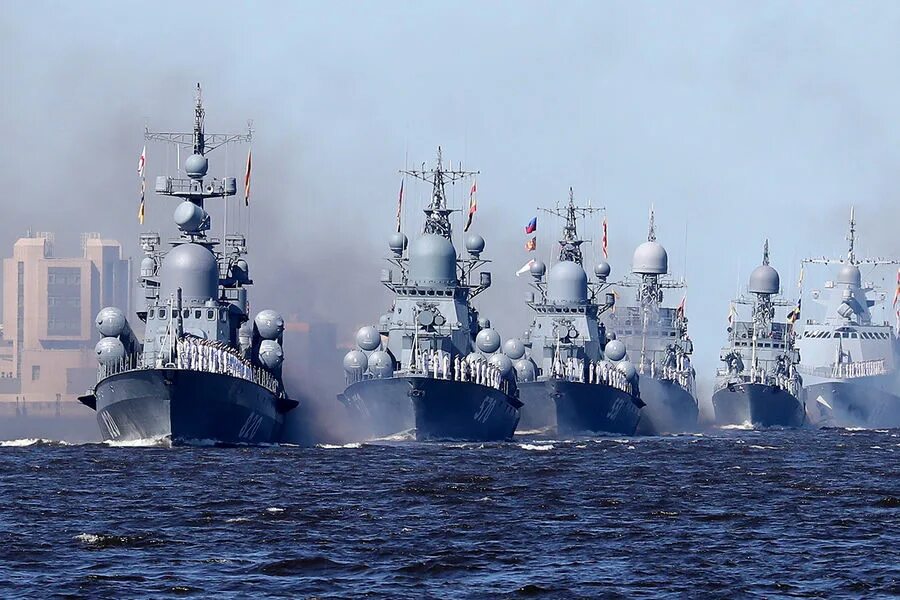 Книга в кильватерном строю за смертью. Военно морской флот владивосток. Рязанцев в кильватерном строю за смертью. В кильватерном строю за смертью. В кильватерном строю.