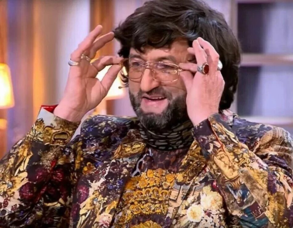 Поженимся людвига. Поженимся людвига. Женихи из давай поженимся. Фрики из давай поженимся. Поженимся людвига.