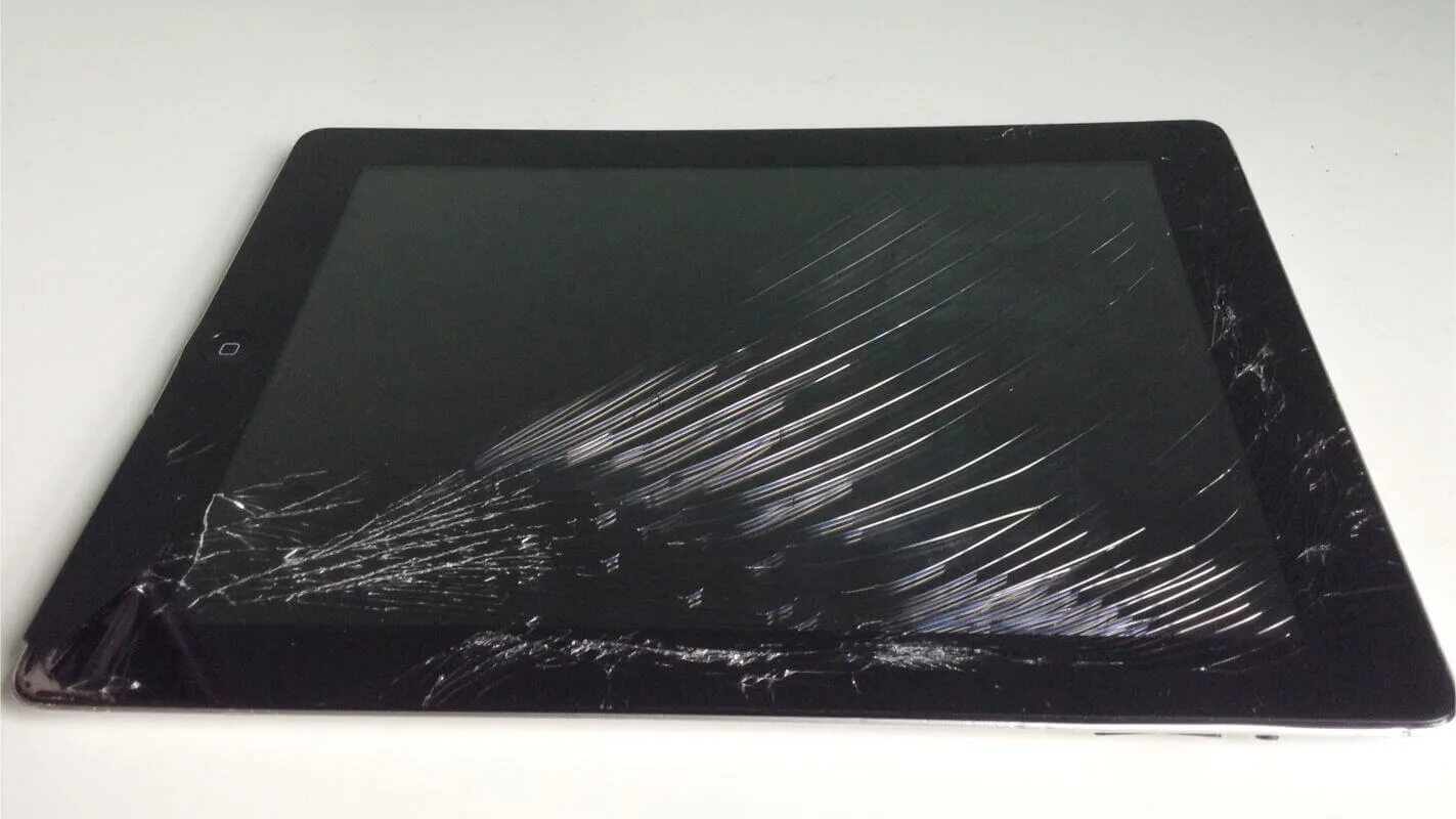 Горит экран планшета. Планшет хуавей разбит экран. ipad pro 12.9 разбитый. сломанный планшет. дисплей планшета.