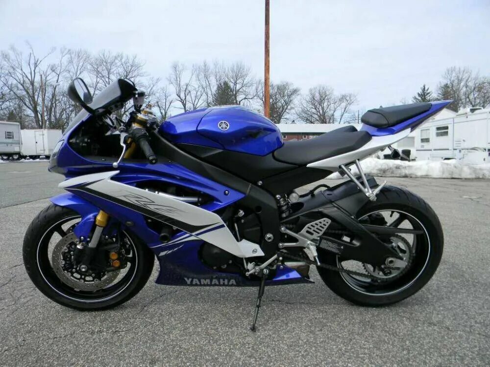 Мотоцикл ямаха р6. Мотоцикл Yamaha YZF-r6. Yamaha YZF r6 600. Ямаха р6 синий. Yamaha r6 2011.