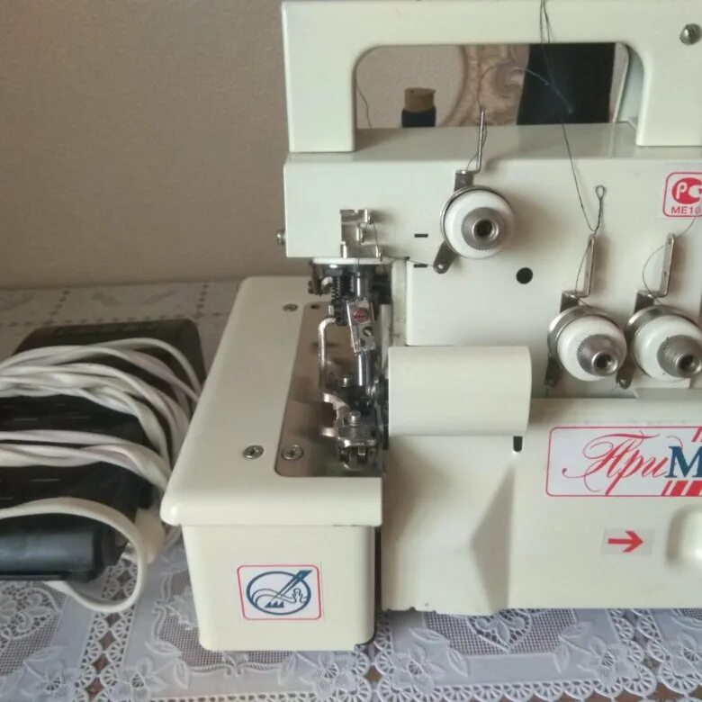 Инструкция оверлока прима. Оверлок Прима 4-х ниточный. Игольная пластина оверлок Прима.