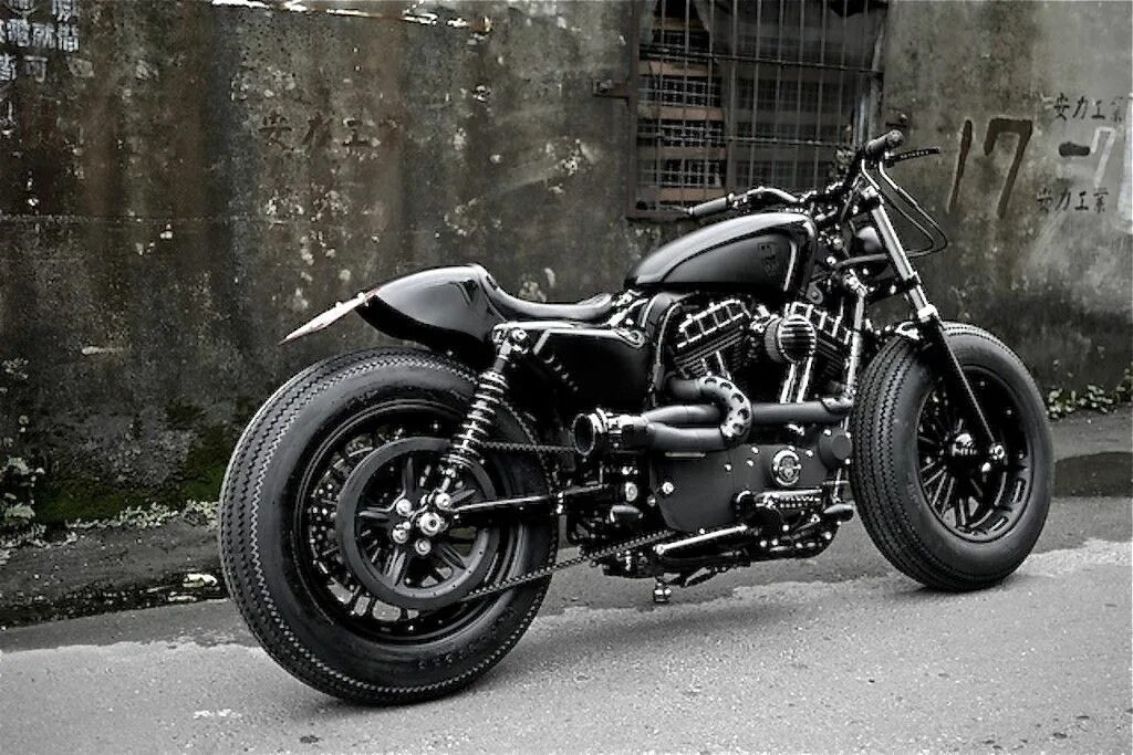 Harley davidson sportster xl883r. Харли дэвидсон спортстер 883 кастом. Харлей дэвидсон спортстер кастом. Харлей дэвидсон sportster custom. Harley sportster custom.