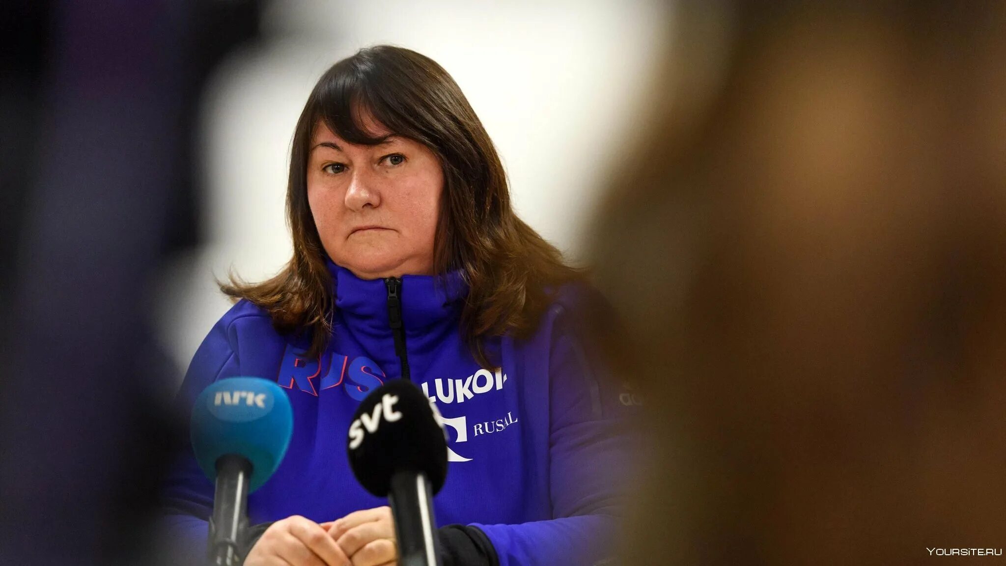 Елена вяльбе 2021. Президент федерации лыжных гонок россии елена вяльбе. Елена вяльбе 1992. Вяльбе награды. Вяльбе награды.