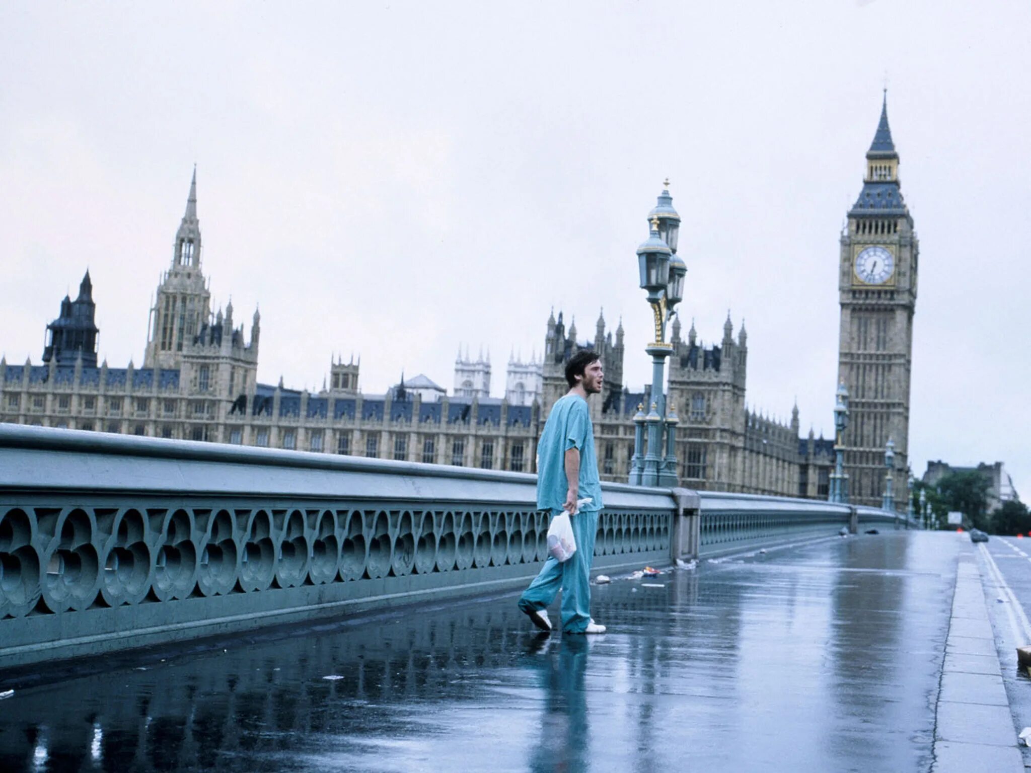 He to go to london. He to go to london