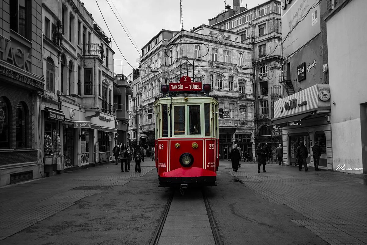 Истикляль. Истикляль Стамбул. Бейоглу. Улица Истикляль 1920 год. Улица Таксим в Стамбуле.