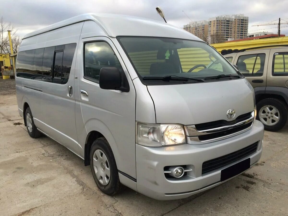 Купить микроавтобус бу недорого. Toyota Hiace 2. Тойота Хайс 2008. Toyota Hiace h300. Тойота Хайс 4вд.