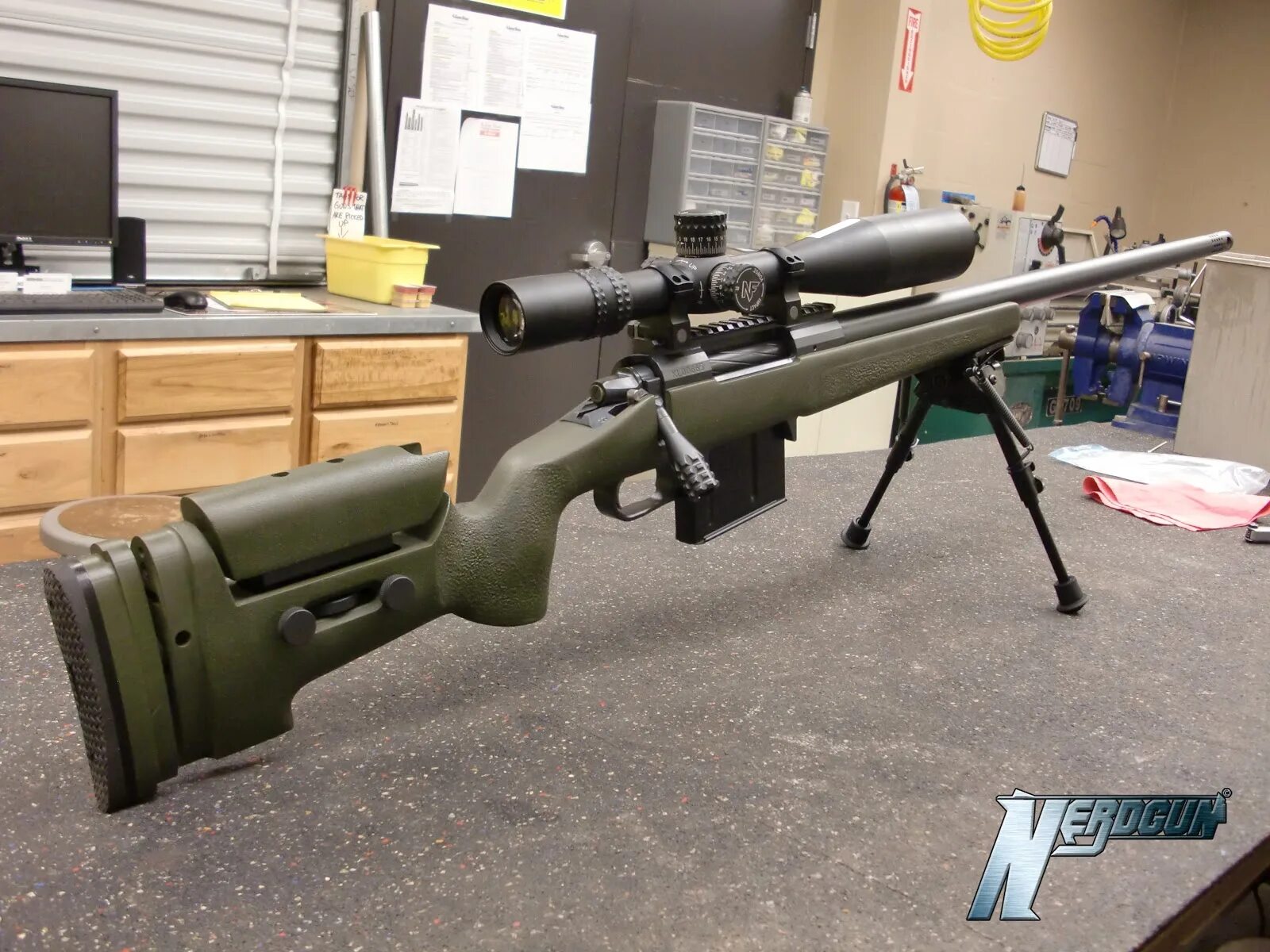 Лапуа магнум 338 винтовки. Ar 338 lapua magnum. Неординарные 338. Снайперская винтовка sako trg 42. 338 lapua magnum винтовка.