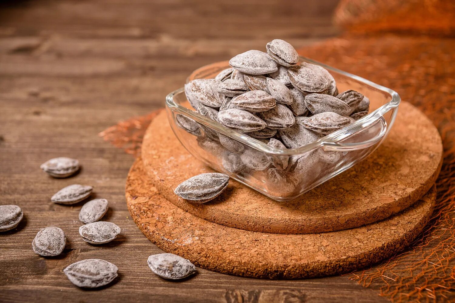 Соленая кость. Соленая кость. Абрикосовые косточки соленые. Косточки абрикоса (соленые, в скорлупе). Шур-донака в новосибирске.