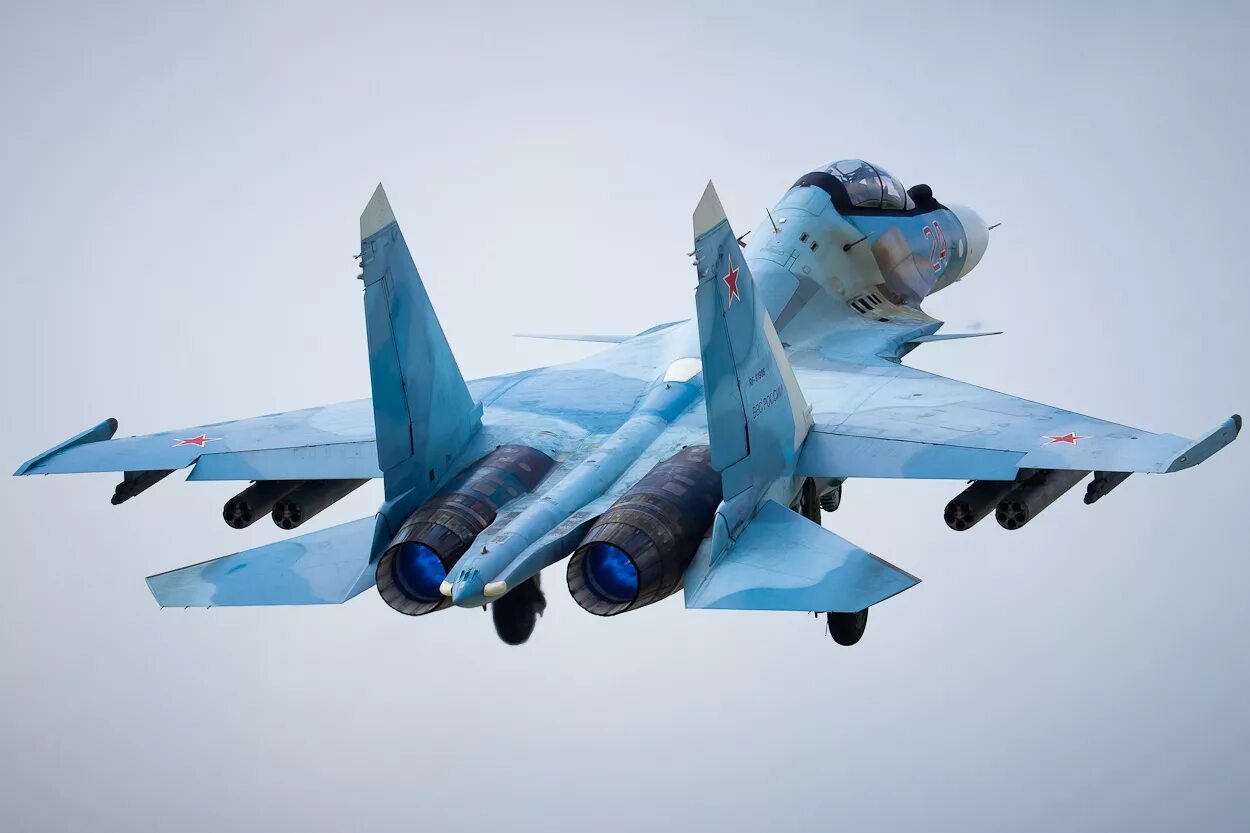 Су-34 Авиадартс. Истребитель Су-35. Су-27 и б-52. Бомбардировщик Су-34 Авиадартс. Новые военные самолеты россии