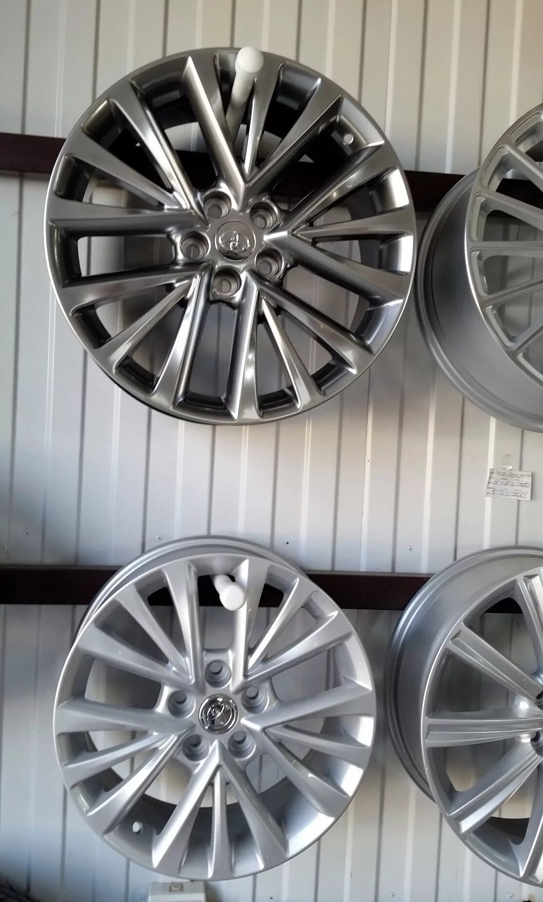 Camry r17 графит колеса. Диски камри 17 радиус. Диски камри 17 радиус. Диски на тойота камри r17. Диски камри 17 радиус.