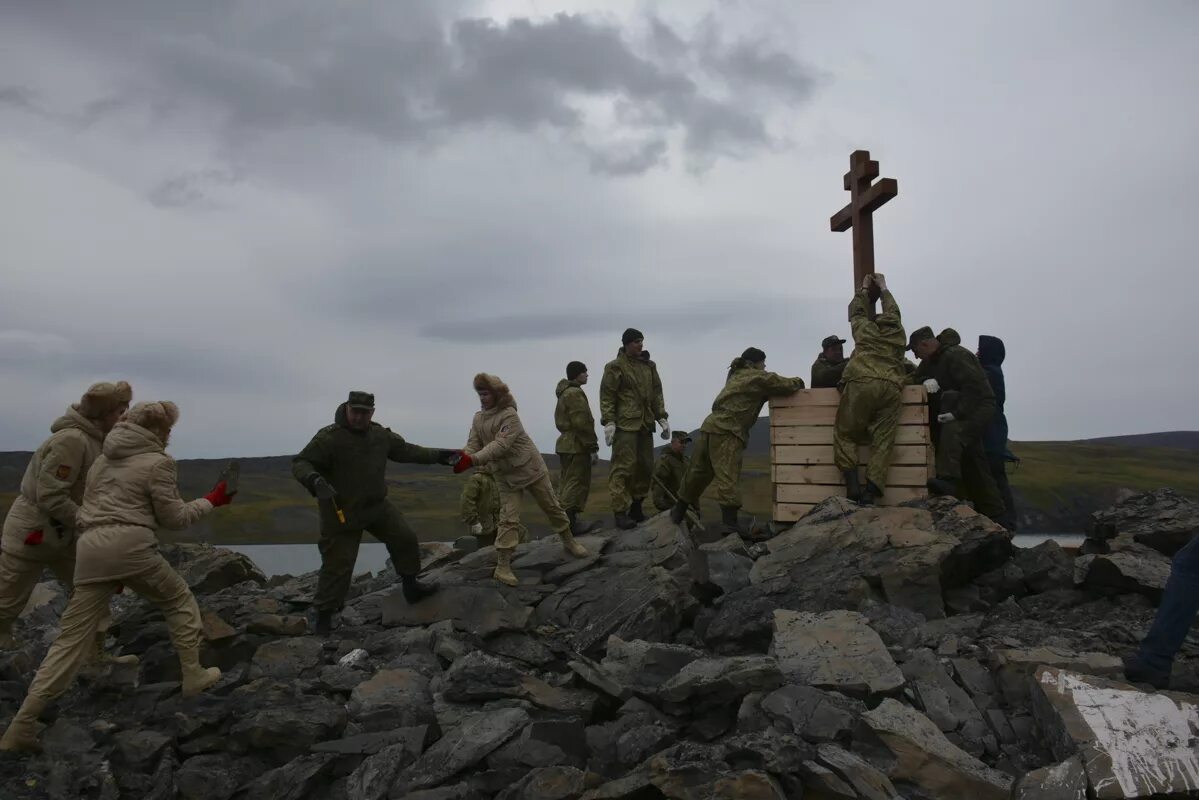 Земля франца иосифа. Идем на новую землю. Архипелага северная земля арктика. Экспедиции на северный ледовитый океан. Остров новая земля россия.