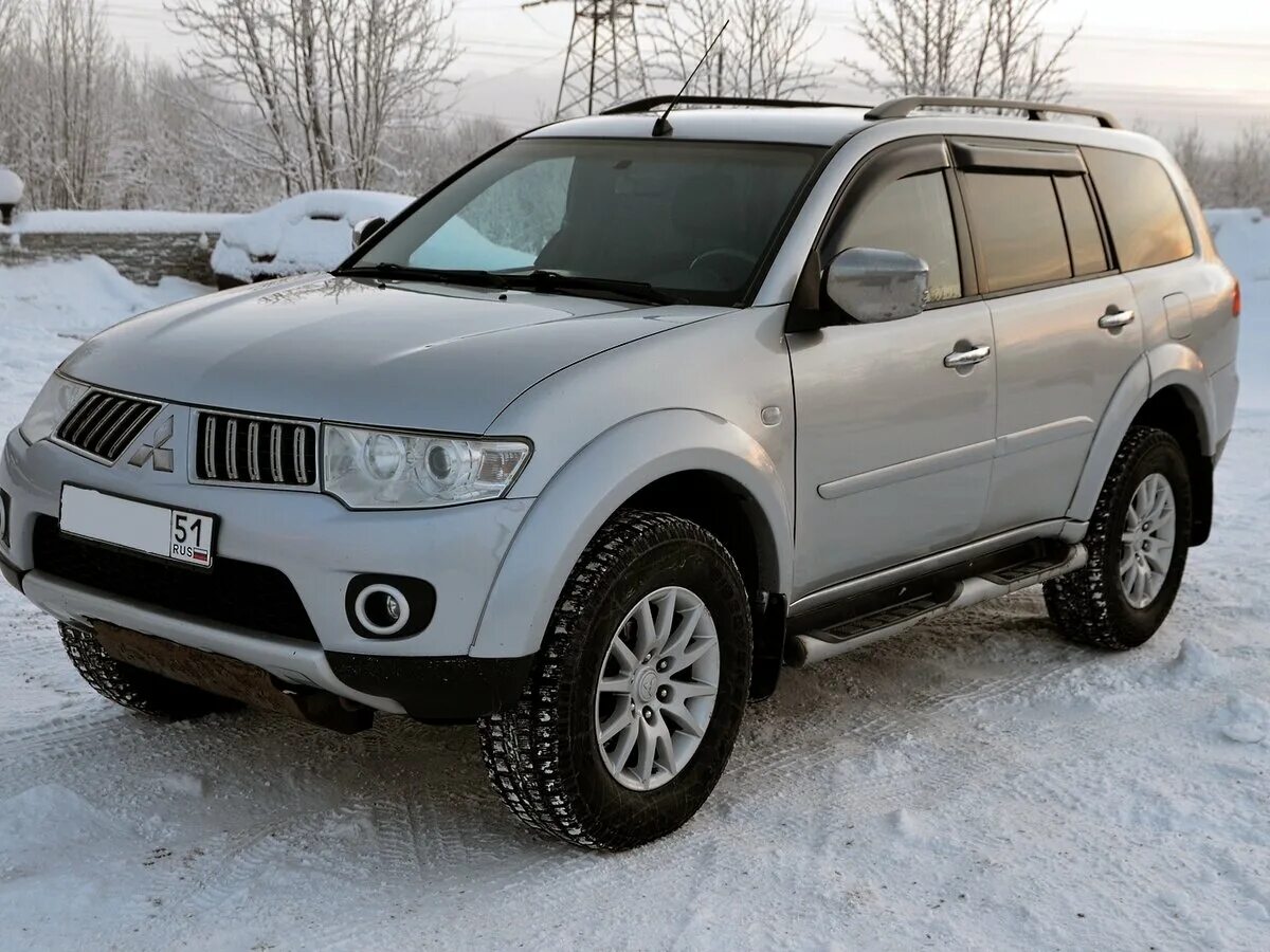 Мицубиси с пробегом дизель. Митсубиси Паджеро спорт 2010. Mitsubishi Pajero Sport 2010 года. Митсубиши Паджеро спорт 2010. Митсубиси Паджеро спорт 2010 2.5 дизель.