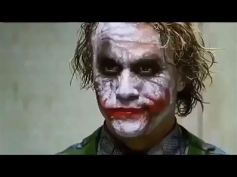 Однозубый джокер мем картинка Knifeman dressed as the Joker injures 17 people in Tokyo train rampage before se