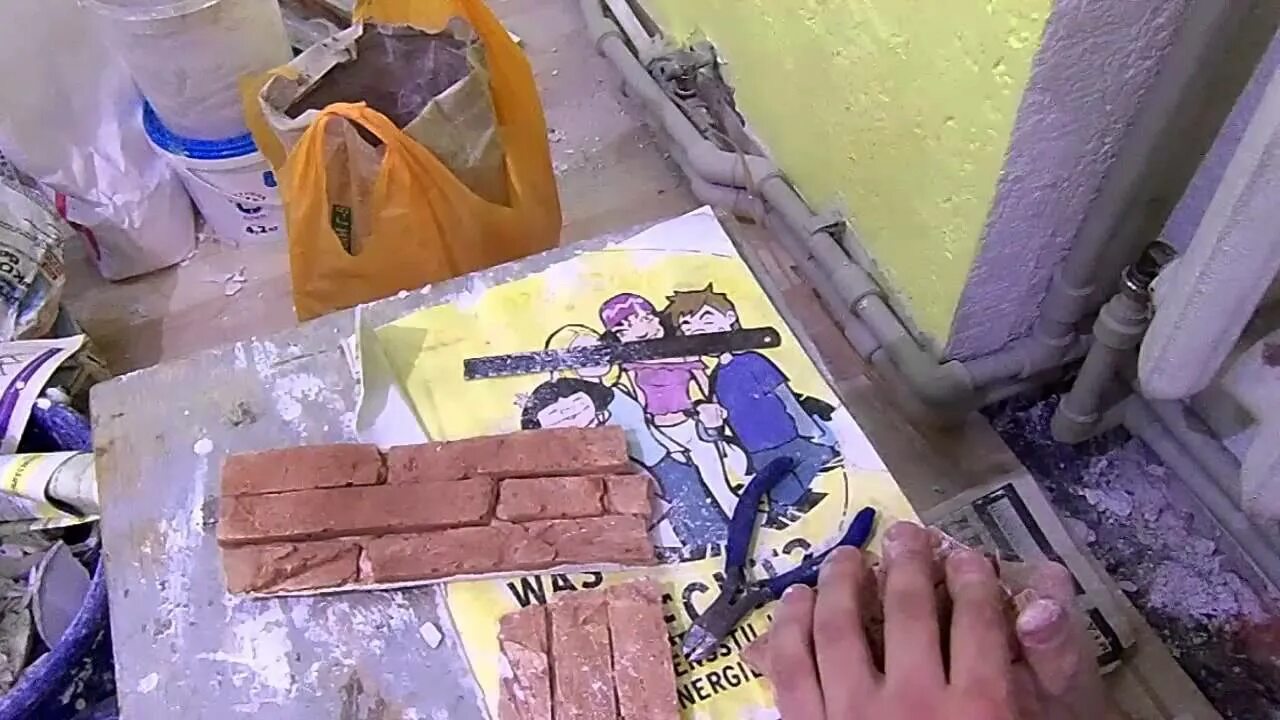 Как сделать плитку из гипса. Самодельная плитка из гипса. самодельная плитка из гипса декор. плиты из гипса самоделка. самодельная гипсовая плитка.