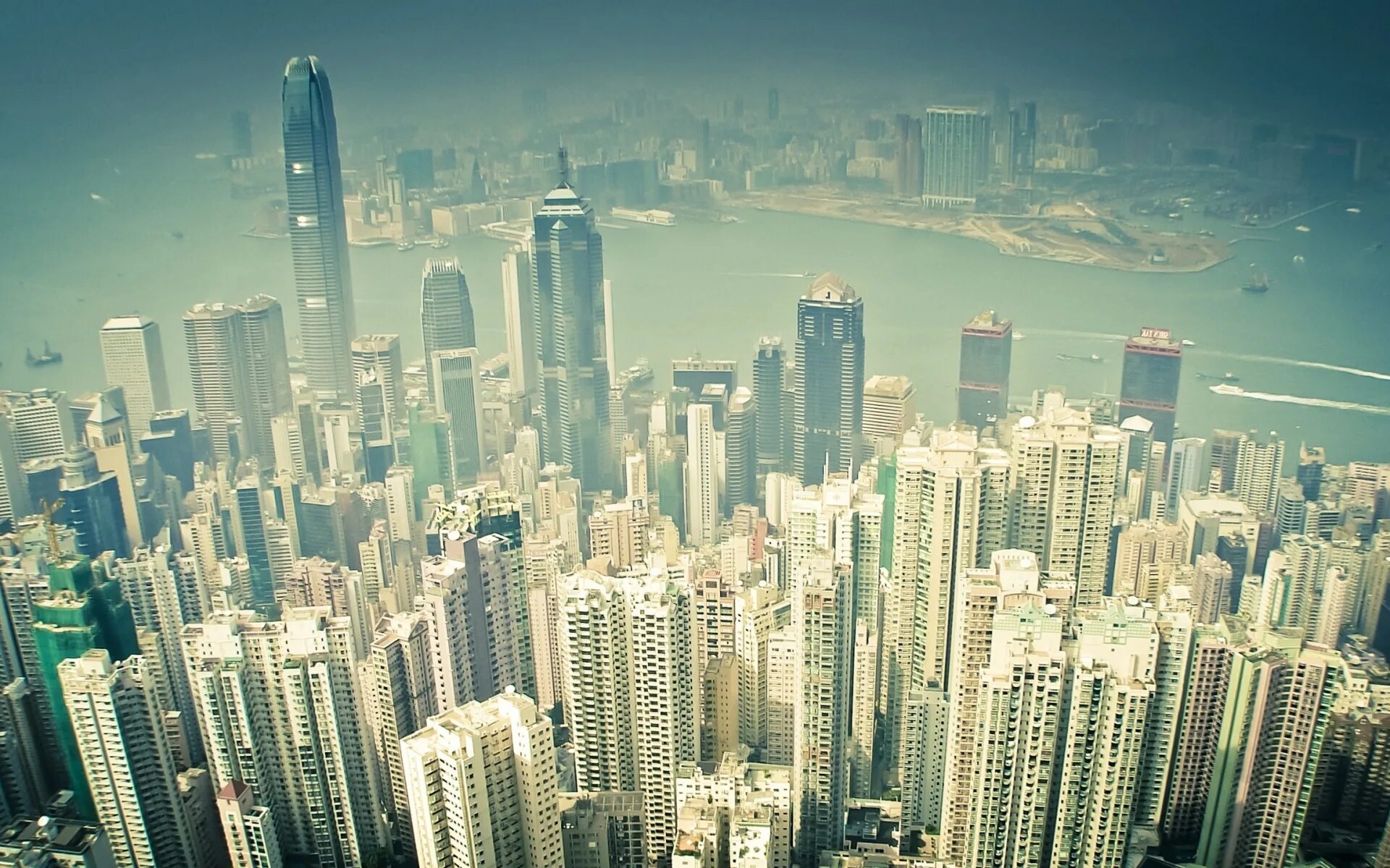 В большом городе. Развитые страны и 2 мегаполиса. Сиэтл вашингтон сша. Развитые страны и 2 мегаполиса. Гонг конг столица.