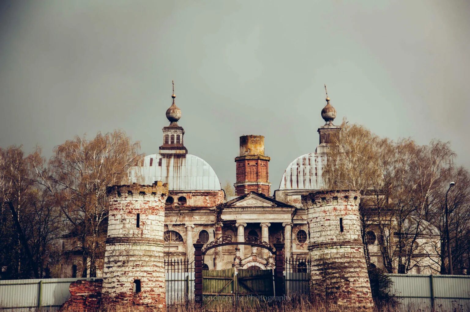 Село Ярополец Волоколамского района Московской. Усадьба Ярополец. Ярополец усадьба Загряжских-Гончаровых. Ярополец достопримечательности усадьба.