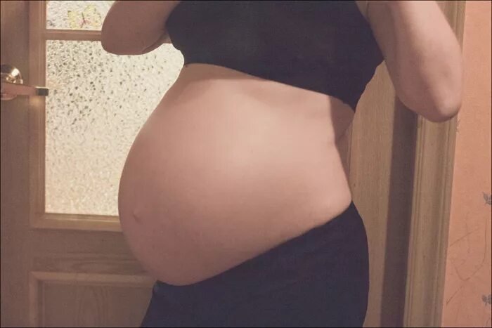 беременность по неделям. ребёнок на 8 месяце беременности. живот на 9 месяце беременности. 8 месяц беременности. живот на 9 месяце беременности.