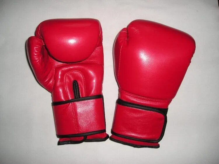 Как получить перчатку boxer. Боксерские перчатки. перчатки боксинг. boxer перчатки. старые боксерские перчатки.