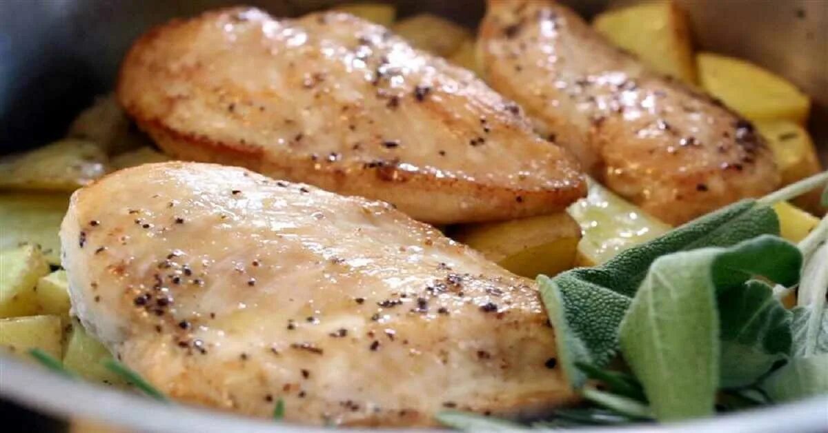 Сколько по времени готовить грудку в духовке. Куриная грудка цоцхали. куриная грудка в духовке. сочная грудка в духовке. куриная грудка в духовке сочная.