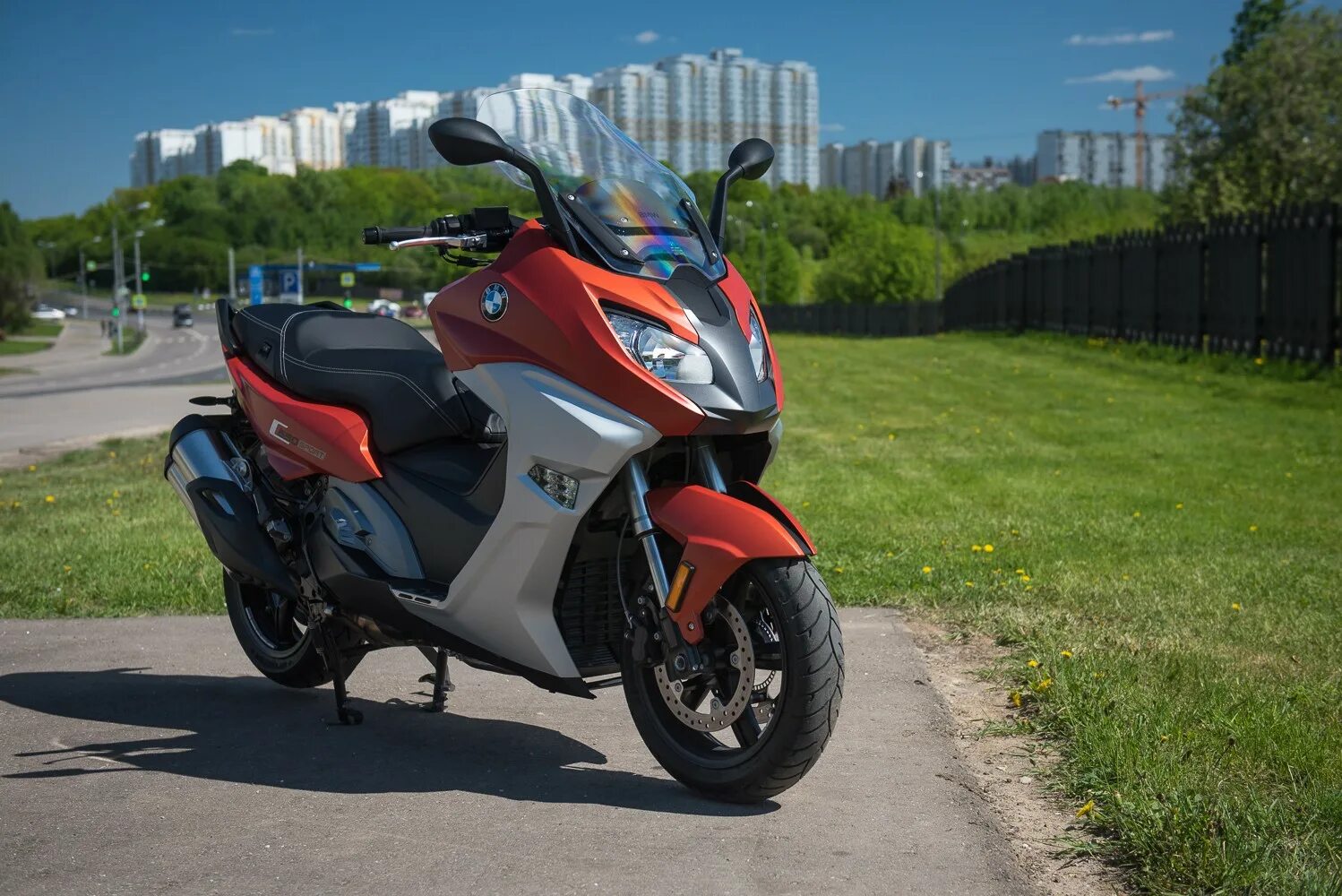 Скутер 650. BMW c650 Sport. Ямаха 650 спорт. BMW c650 Sport цвет. BMW 650 С пробегом.