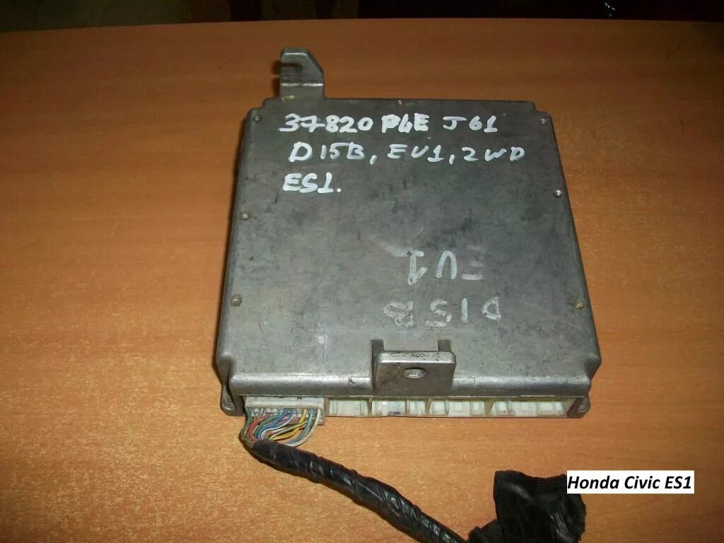Хонда цивик 2010 эбу акпп. Хонда сивик 4д показатели эбу. Ecu id 0200011403 honda civic ferio. Мозги хонда цивик. Мозги хонда цивик.