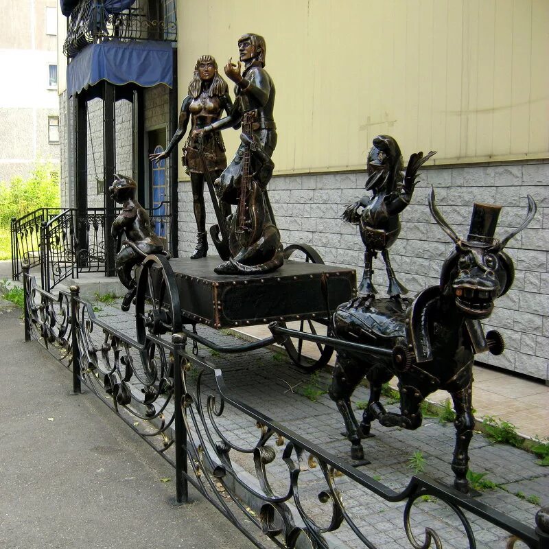 бременские музыканты в севастополе. бременские музыканты союзмультфильм 1969. бременские музыканты снимали в дагестане. атаманша из бременских музыкантов 2000. атаманша и король.