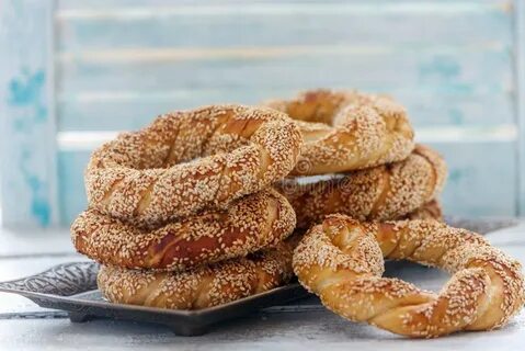 Симит с кунжутом