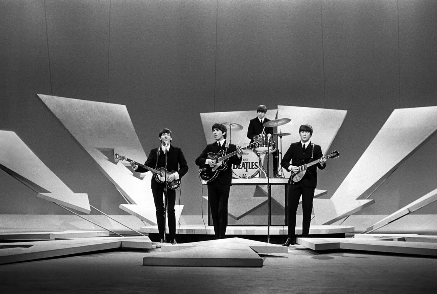 The Beatles 1964. The Beatles ed Sullivan show. Ed show